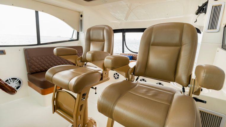 2011-50-maritimo-a50-aegean-enclosed