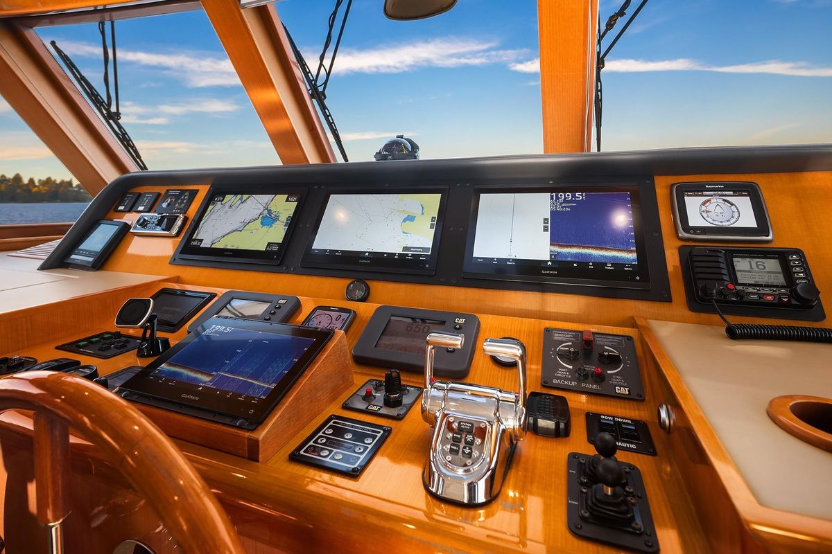 2014 Hampton 72 
