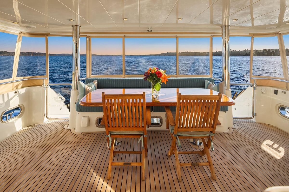 2014 Hampton 72 