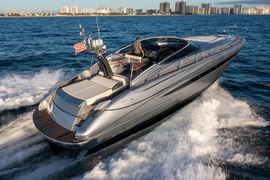 2014 Riva 52' le