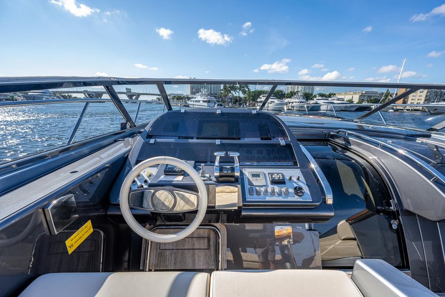 2014 Riva 52' le