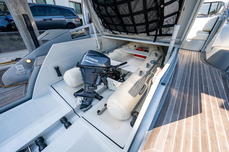 2014 Riva 52' le