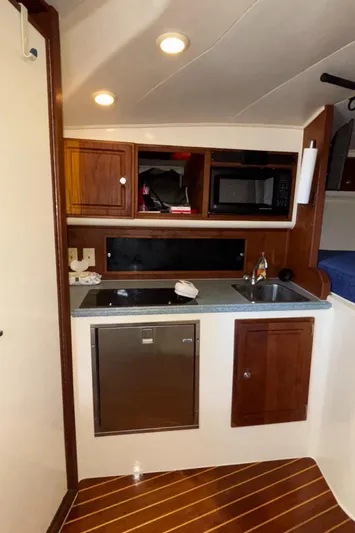 Reel Deal Yacht Photos Pics 