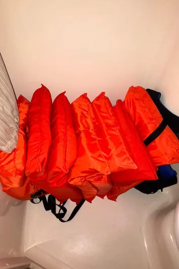 Reel Deal Yacht Photos Pics 