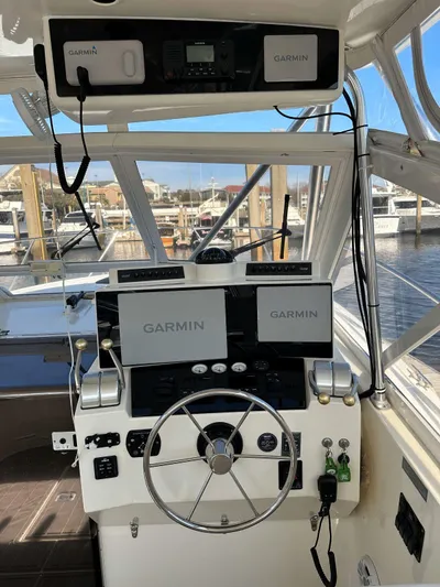 Reel Deal Yacht Photos Pics 