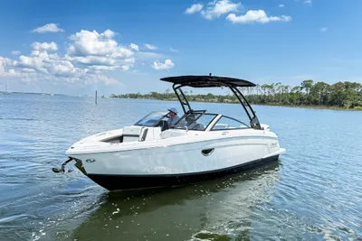 Cobalt R6 Outboard