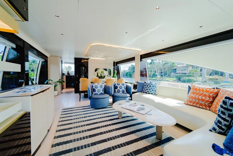 Abu Too! Yacht Photos Pics 