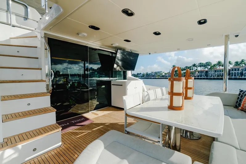 Abu Too! Yacht Photos Pics 