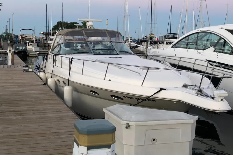 Kaboom Yacht Photos Pics 
