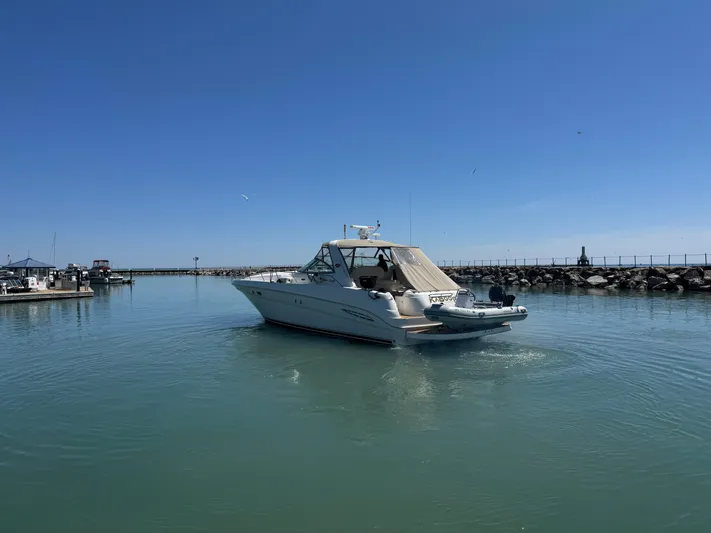 Kaboom Yacht Photos Pics 