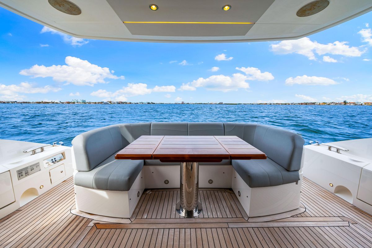 2021 Sunseeker 55 