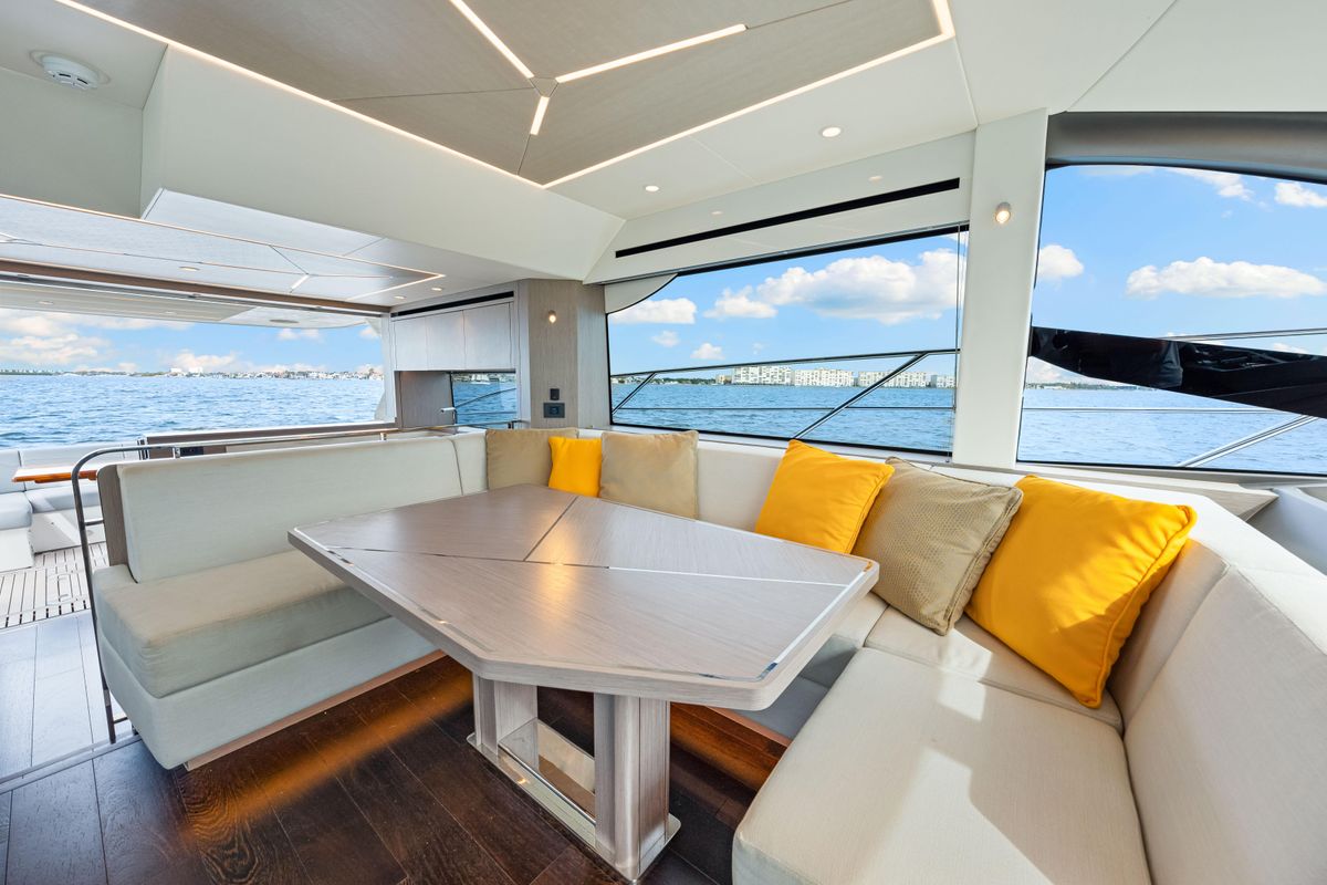 2021 Sunseeker 55 