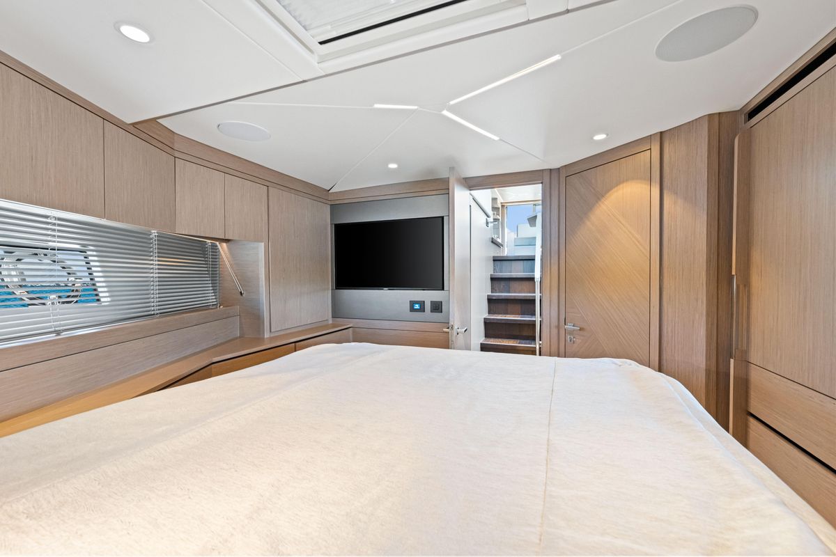 2021 Sunseeker 55 