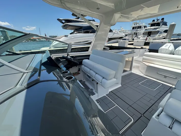 Girl Of My Dreams Yacht Photos Pics 