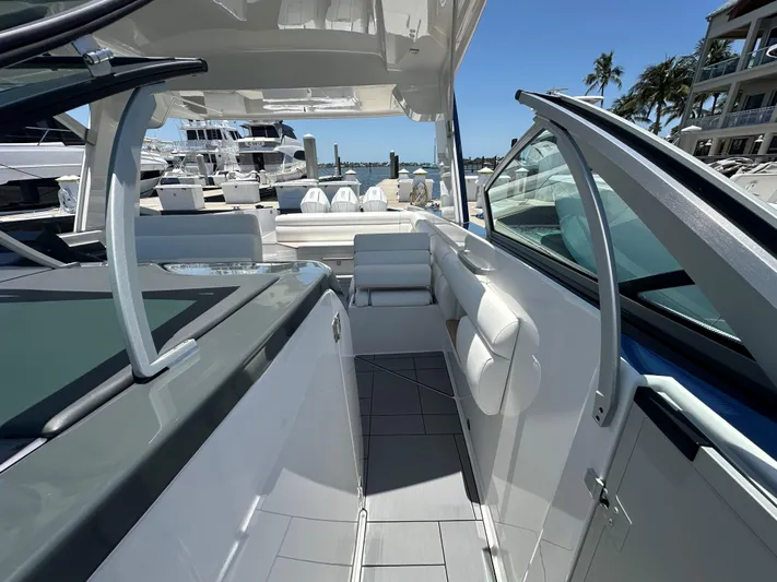 Girl Of My Dreams Yacht Photos Pics 