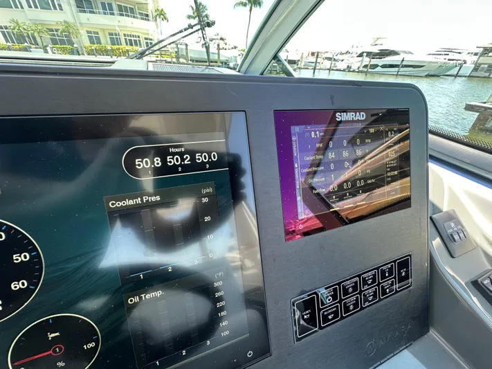 Girl Of My Dreams Yacht Photos Pics 