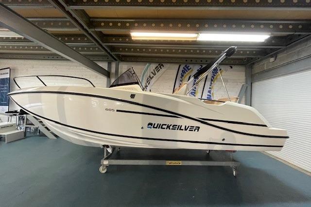 2026 Quicksilver Activ 605 Sundeck