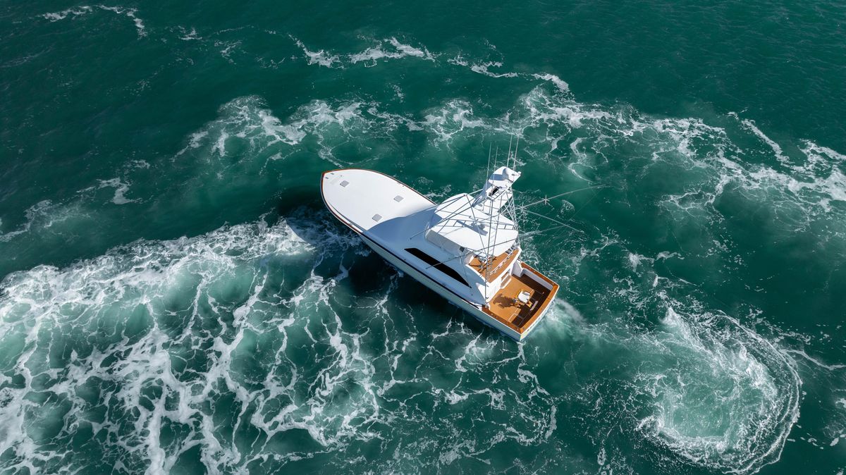 2001 Viking 61 