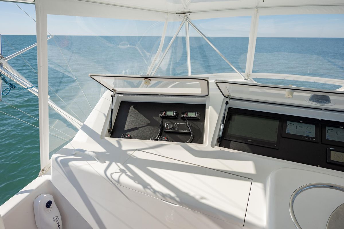2001 Viking 61 