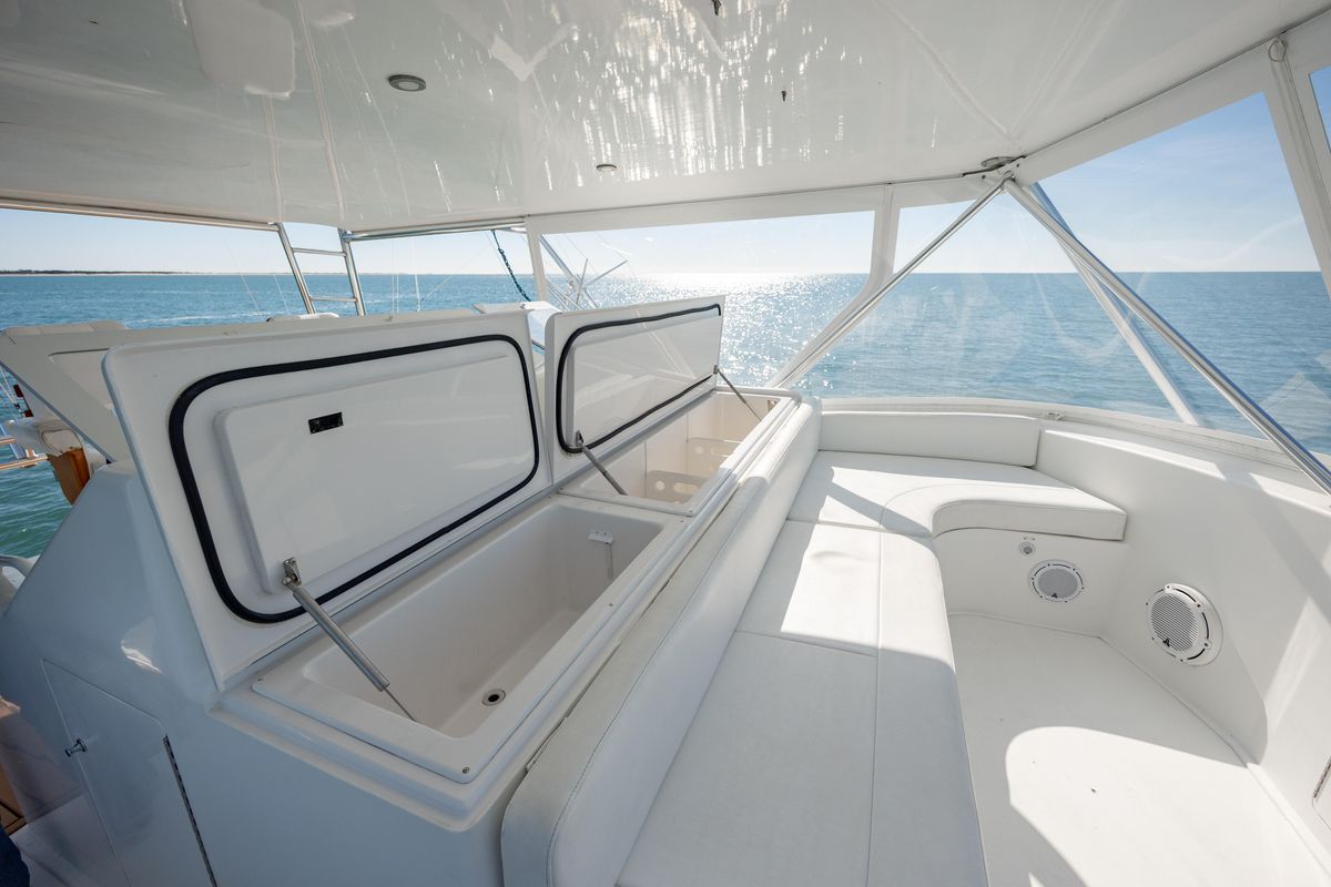 2001 Viking 61 