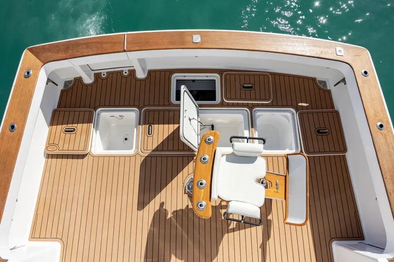 Sylva Lining Yacht Photos Pics 