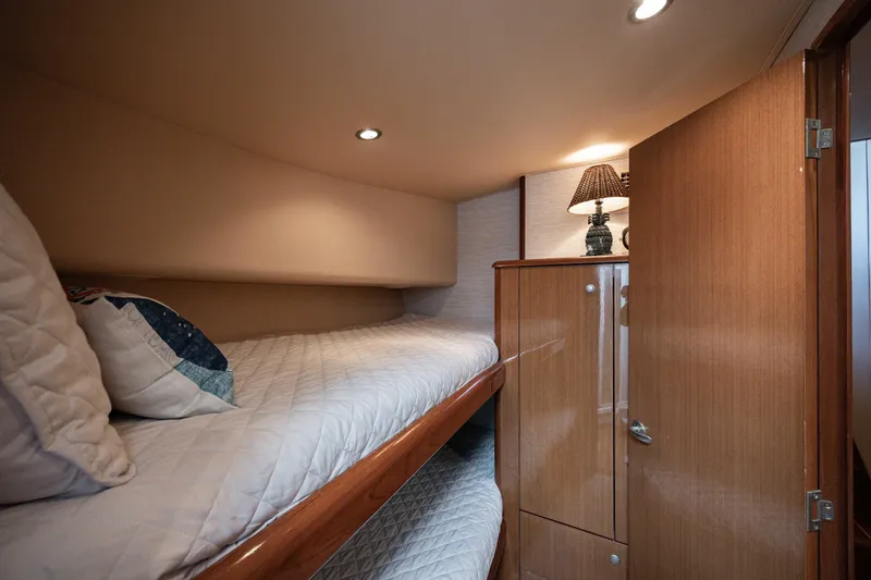 Sylva Lining Yacht Photos Pics 