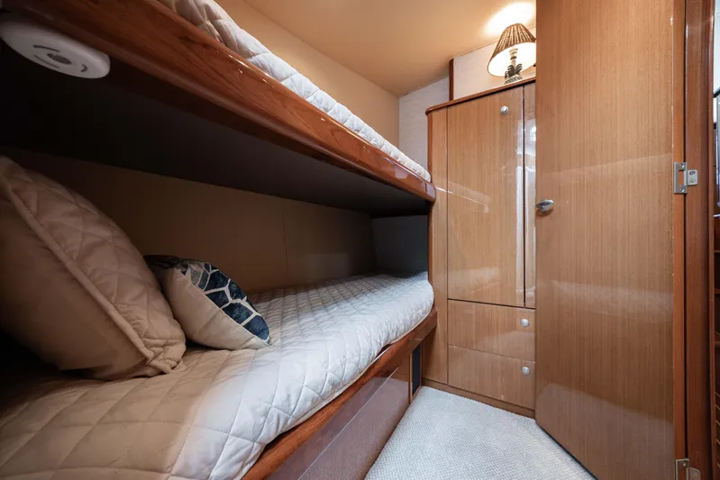 Sylva Lining Yacht Photos Pics 