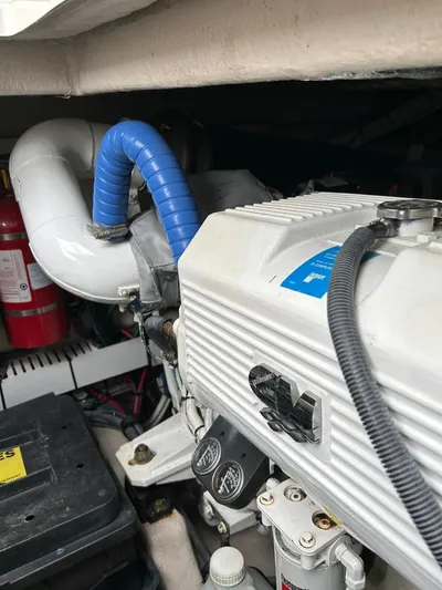 Diversion Yacht Photos Pics 