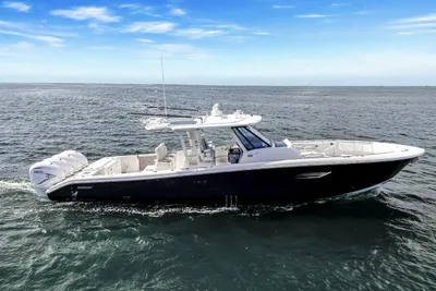 2023 Pursuit S 428 Sport