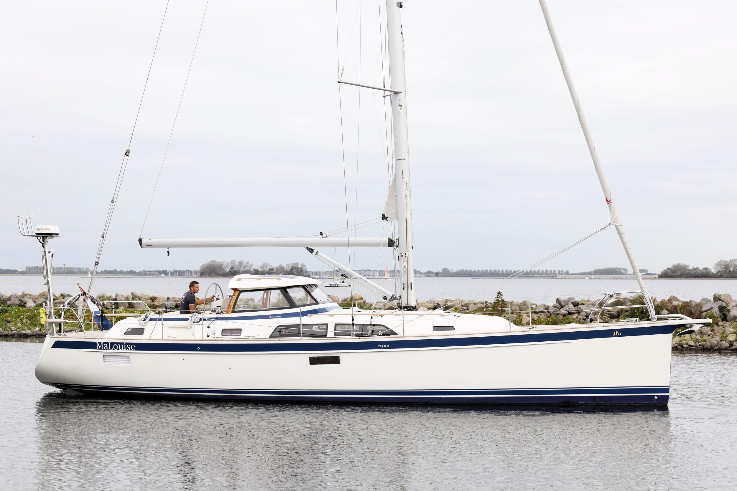 Used 2021 Hallberg-Rassy 44 | TopBoats