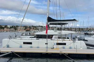 2019 Lagoon 52 F