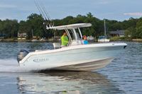 2023 Robalo R222 Center Console