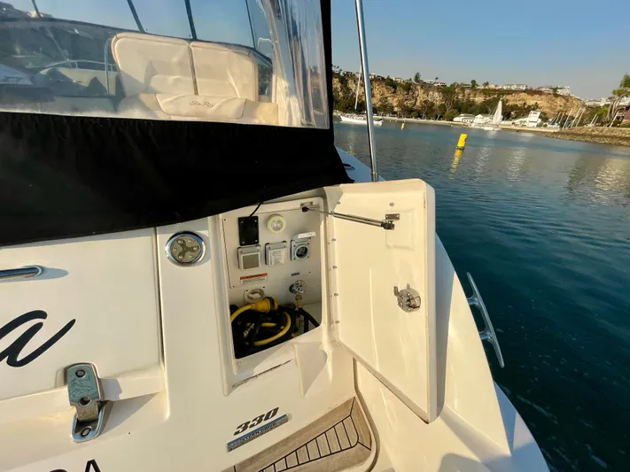 Ilaria Yacht Photos Pics 