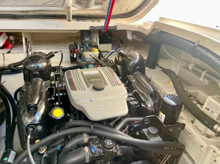 Ilaria Yacht Photos Pics 