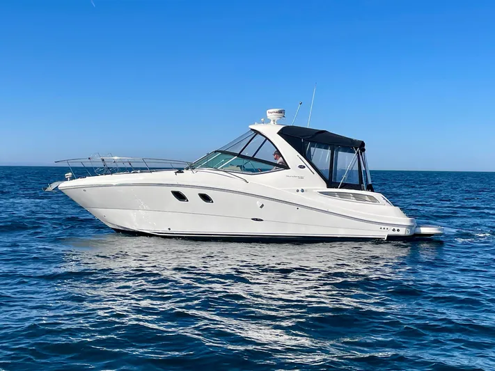 Ilaria Yacht Photos Pics 