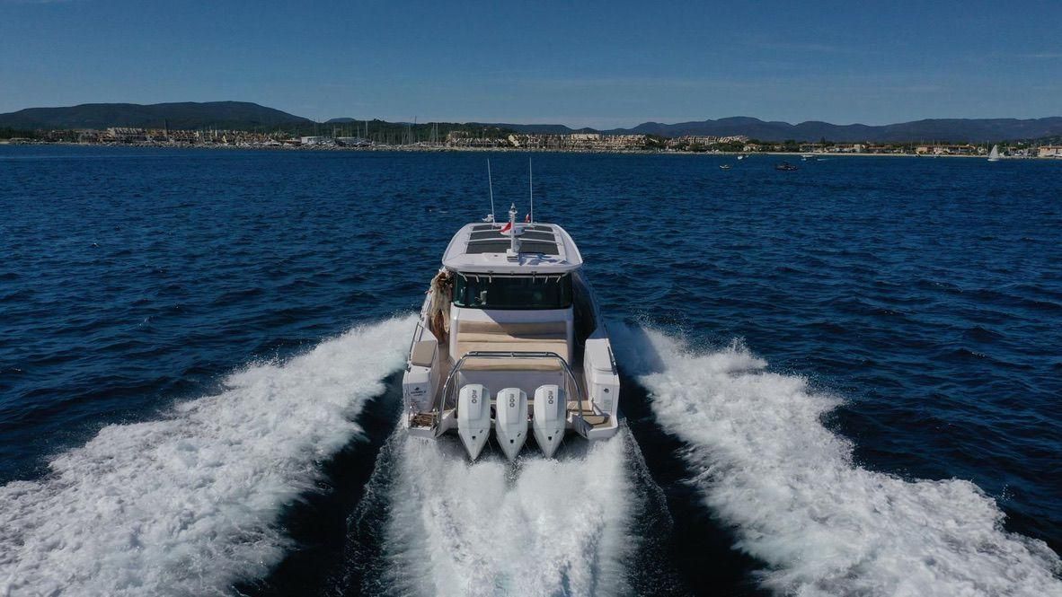 2023 Axopar 45 