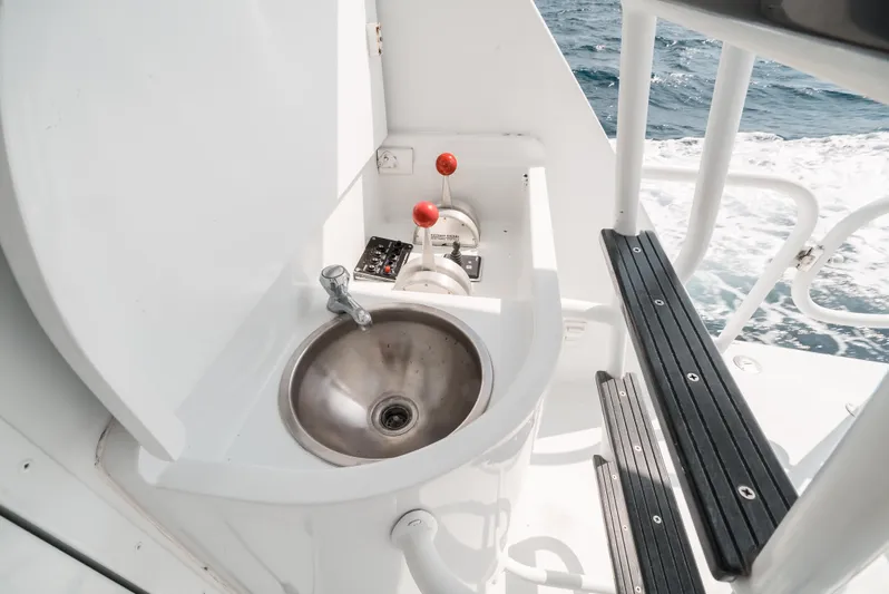 Sea Dancer Yacht Photos Pics 