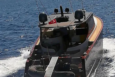 2008 Custom Lobster 420