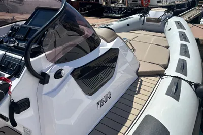 2023 Ranieri Cayman 28