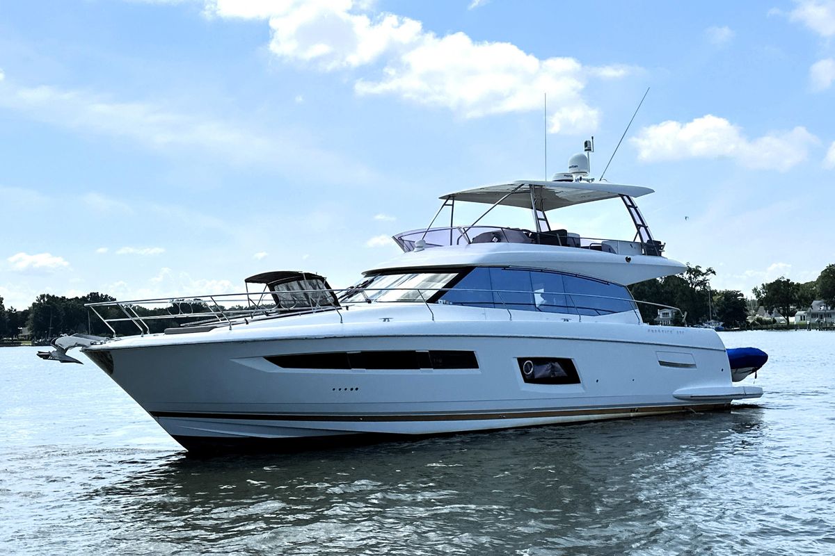 2016 Prestige 55 