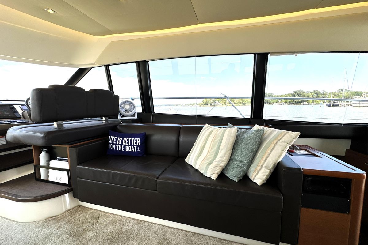 2016 Prestige 55 