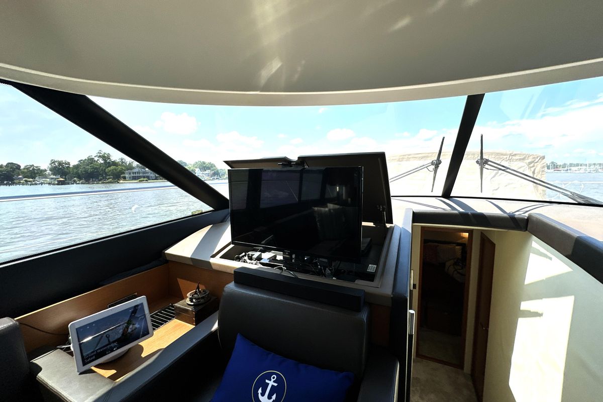 2016 Prestige 55 