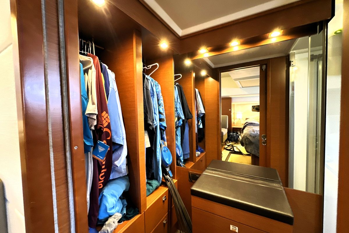 2016 Prestige 55 