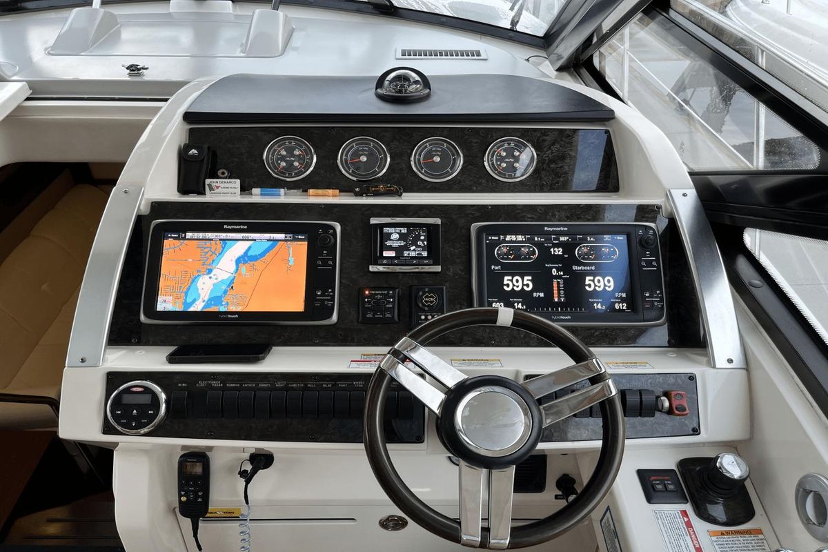 2015 Sea Ray 45 
