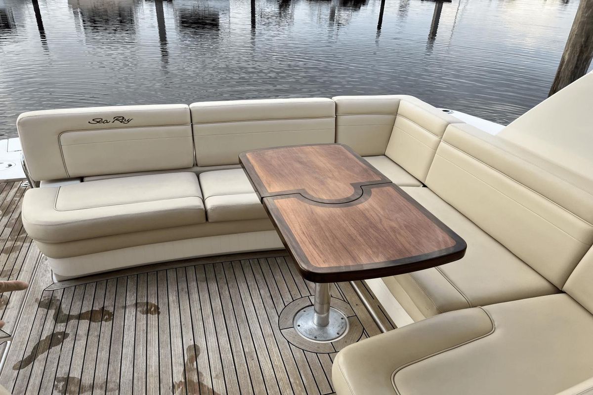 2015 Sea Ray 45 