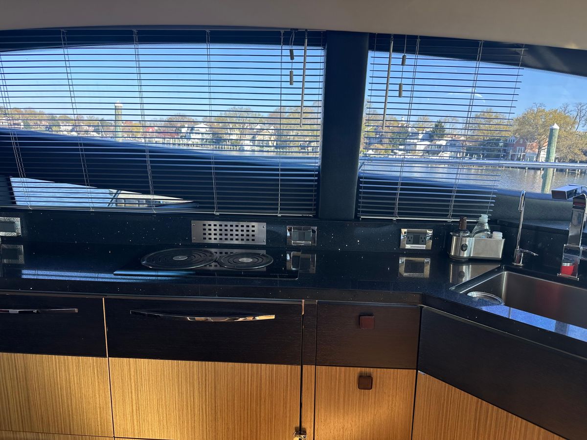 2016 Sea Ray 58 