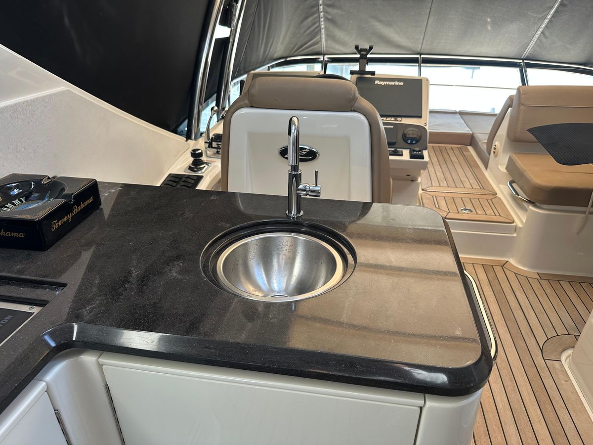 2016 Sea Ray 58 
