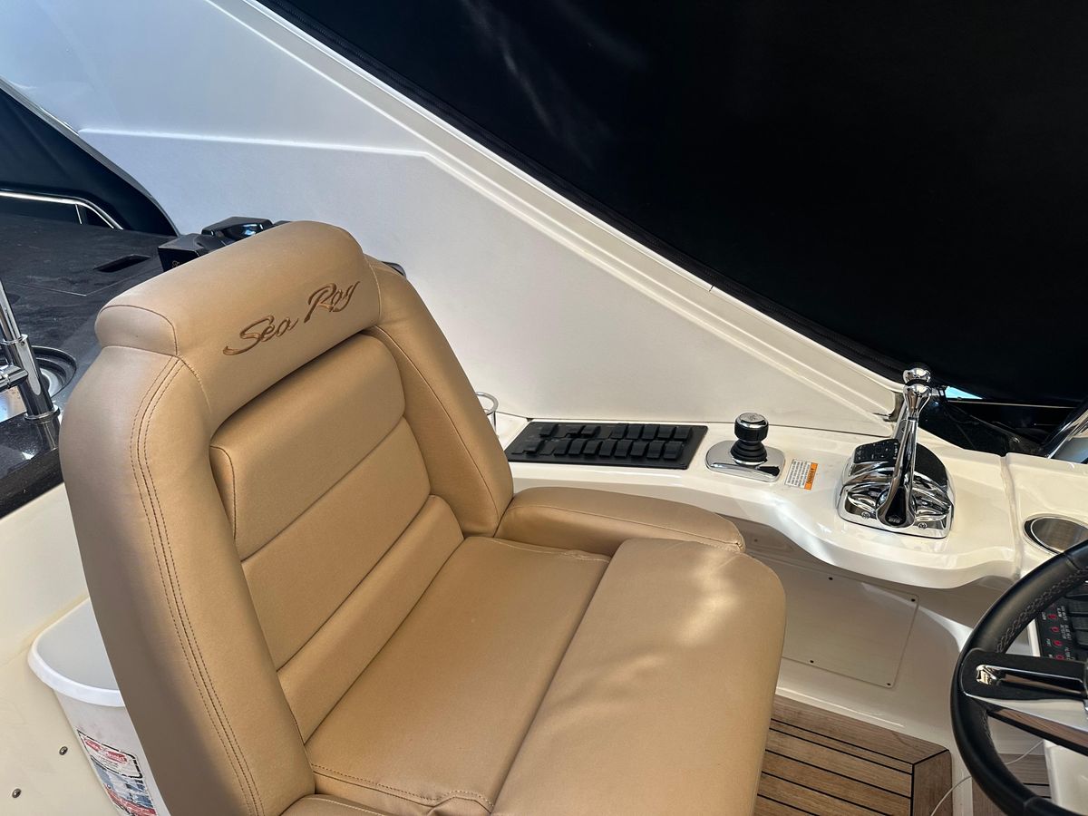 2016 Sea Ray 58 