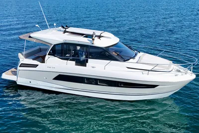 2018 Jeanneau NC33