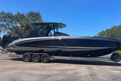 Mystic Powerboats M3800